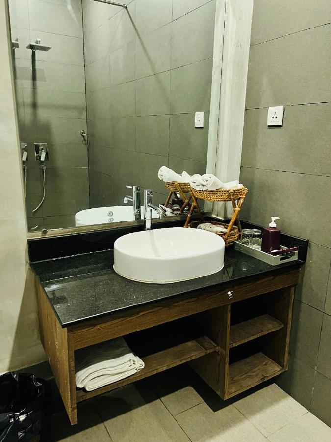 Asiban Quay Boutique Hotel Phnompen Kültér fotó